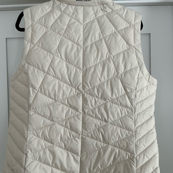 NWT Columbia Women's Heavenly Quilted Vest - Cream/Off-White, size XL. - Picture 2 of 10